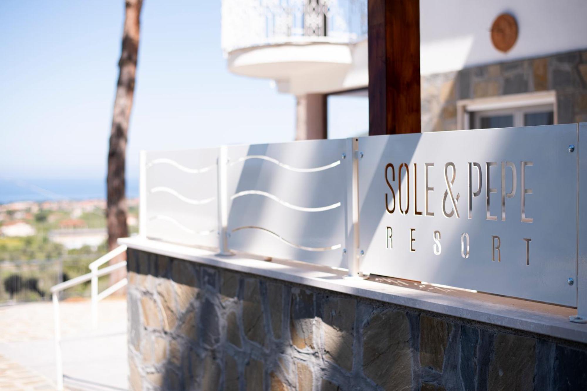 Sole & Pepe Apartment Санта Мария ди Кастелабате Екстериор снимка